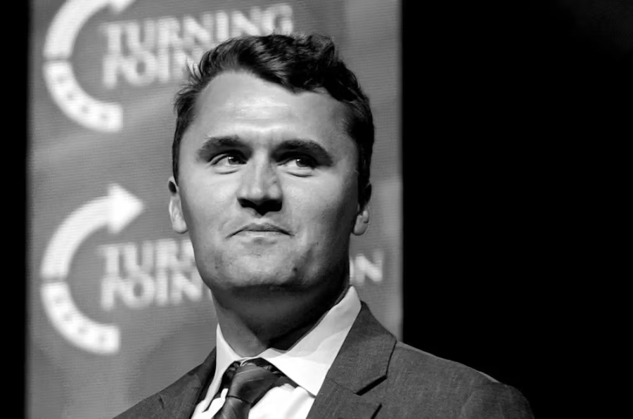 Ativista conservador Charlie Kirk é assassinado durante evento universitário nos EUA